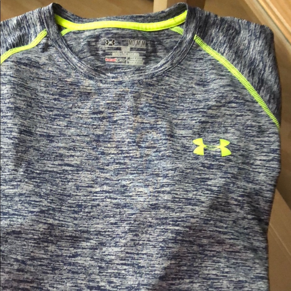 Men’s t shirt